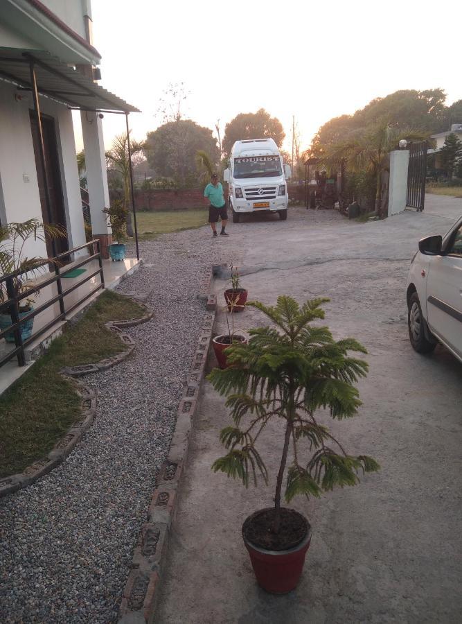 Corbett Bhavesh Home Stay Jhirna Ngoại thất bức ảnh